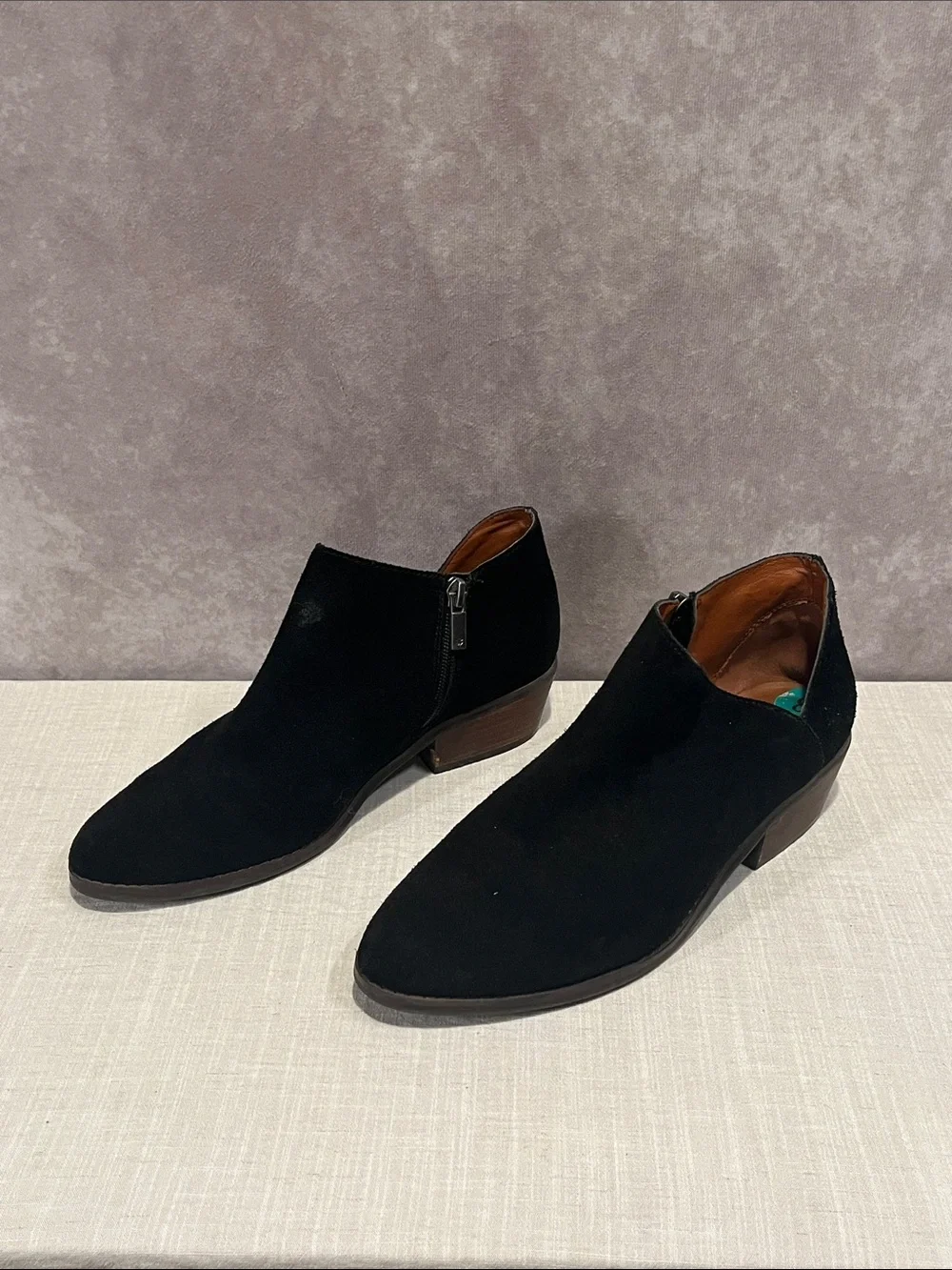 Lucky Brand Fenley Side Zip Black Suede Chukka Boots size 8
